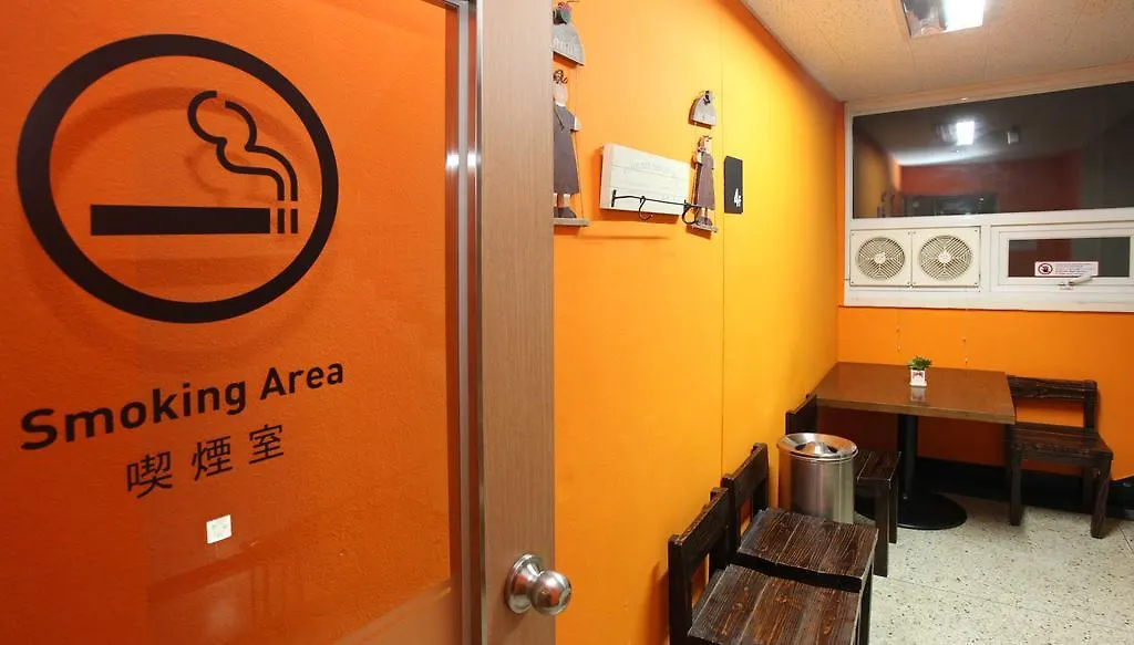 Hotel Skypark Myeongdong 3 Seoul 3*,