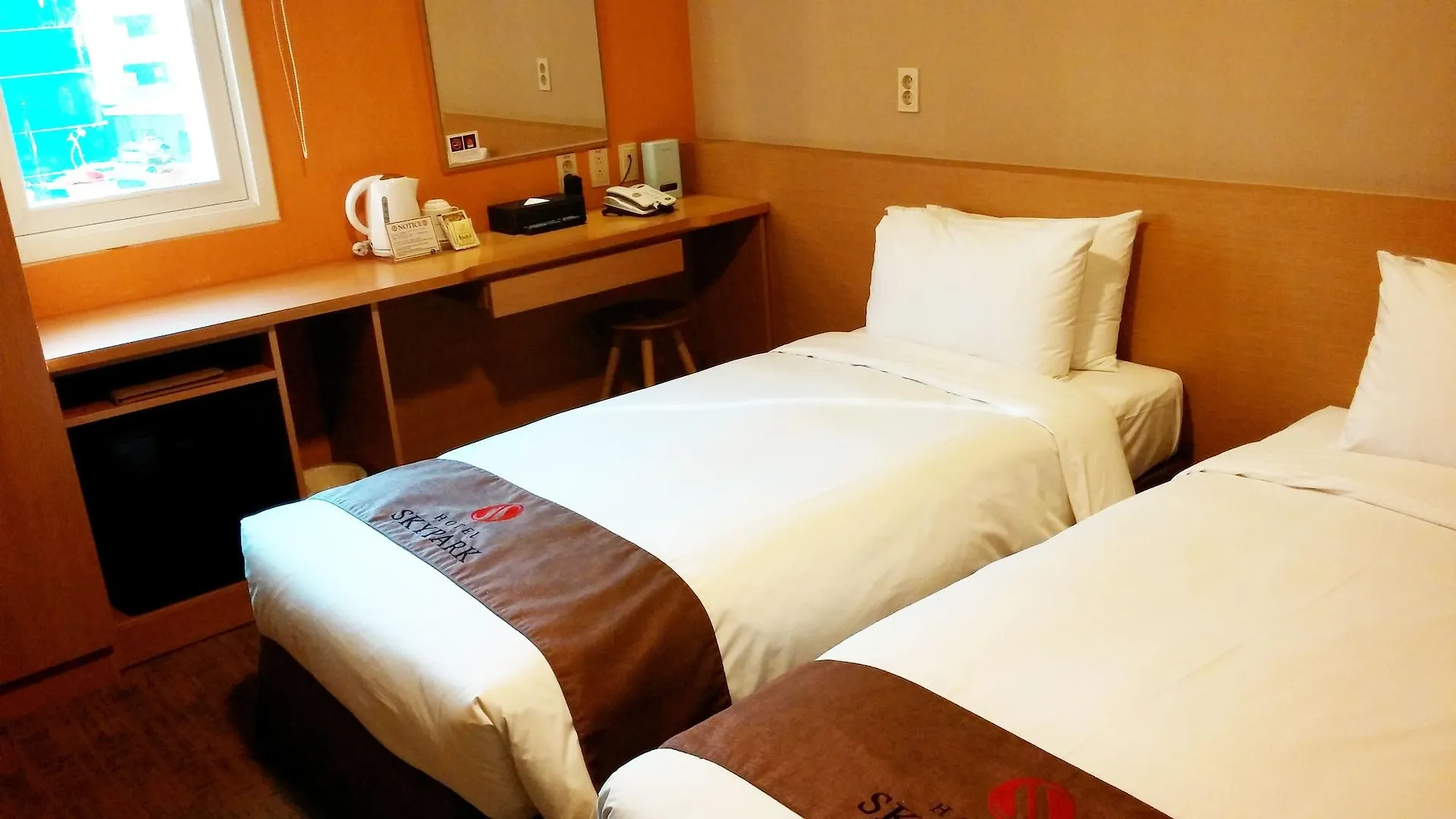 Hotel Skypark Myeongdong 3 Seoul 3*,